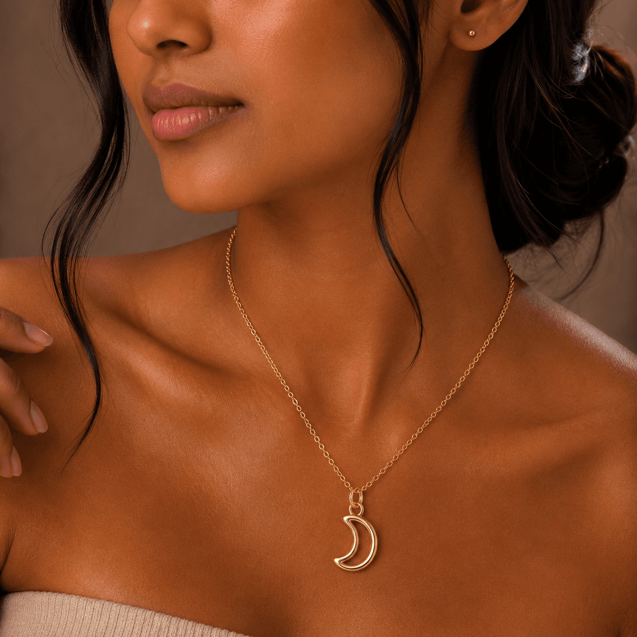 Crescent Embrace Demi-Fine Pendant — thumbnail 4