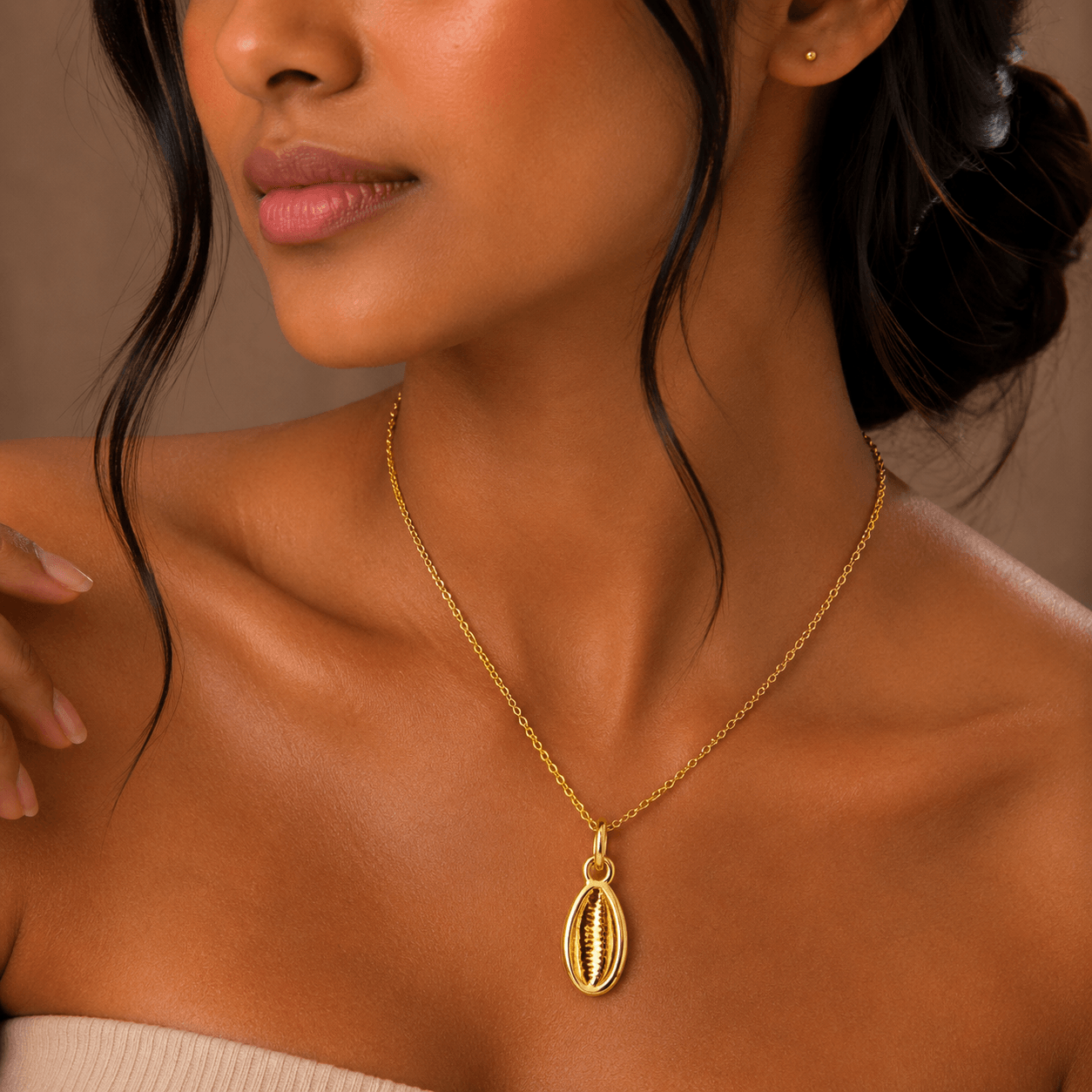 Sole Disc Demi-Fine Pendant — view 4